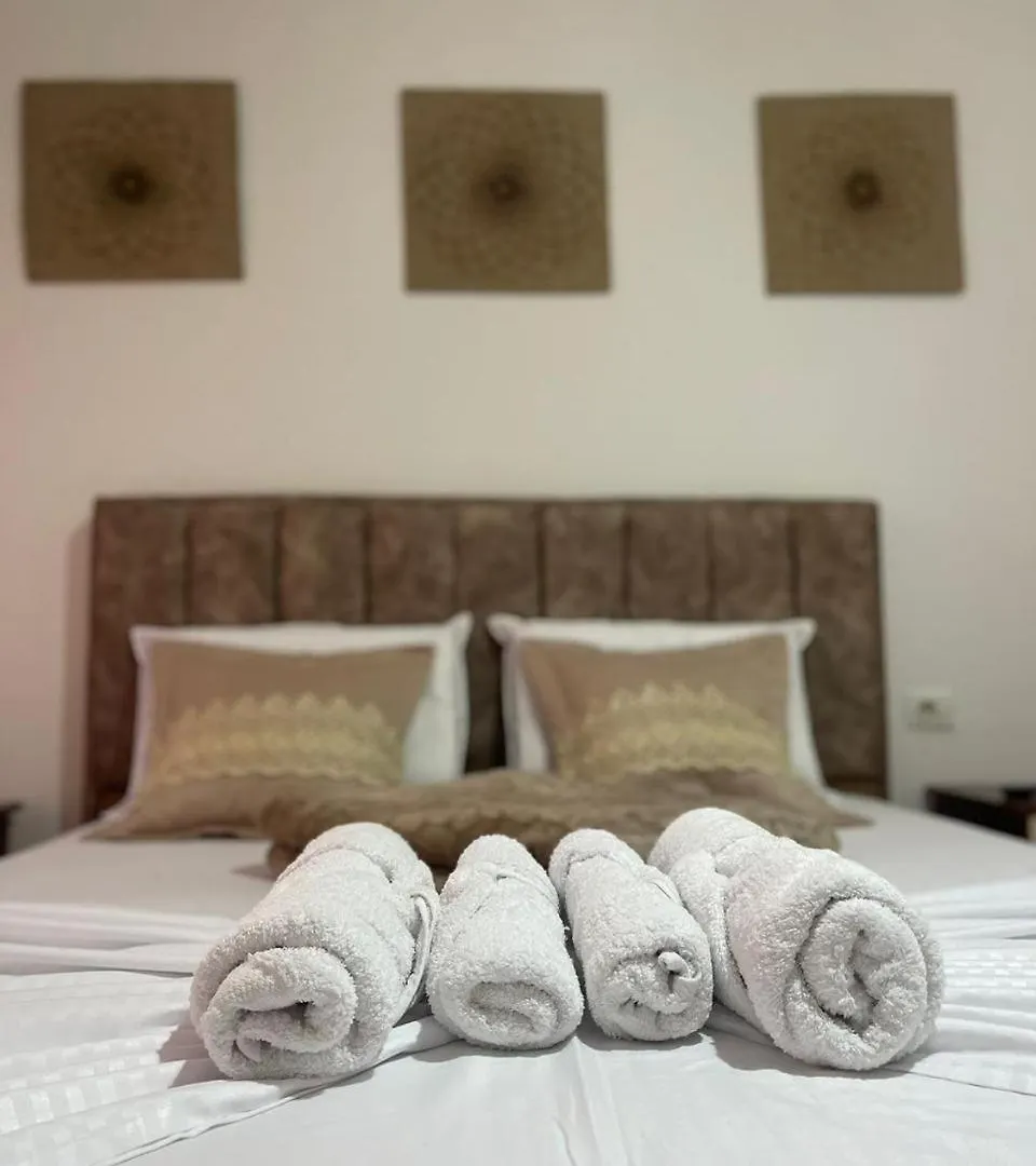 Keda'S-Guesthouse Pogradec Apartment